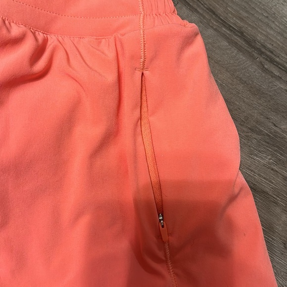 Lululemon hotty hot high rise skirt size 2 - Picture 5 of 5